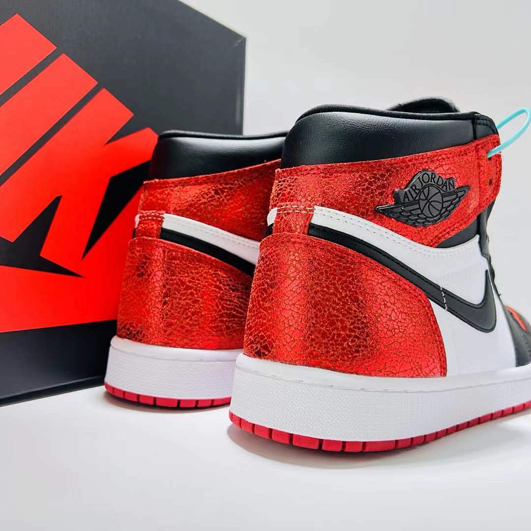 Nike Air Jordan 1 Retro High OG Black White Red Cracked Patent Leather Sneakers