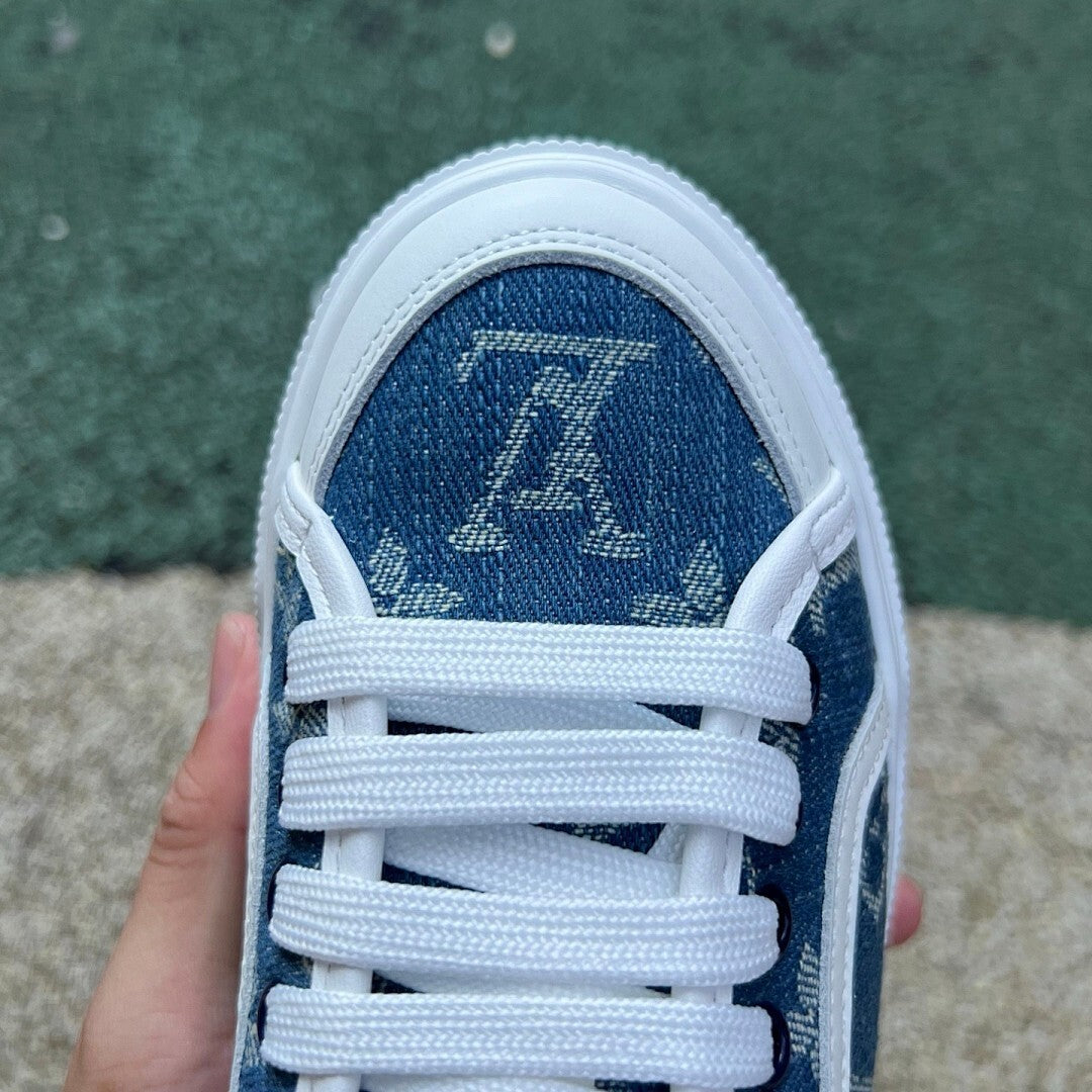Louis Vuitton Stellar Sneaker 1A87D0