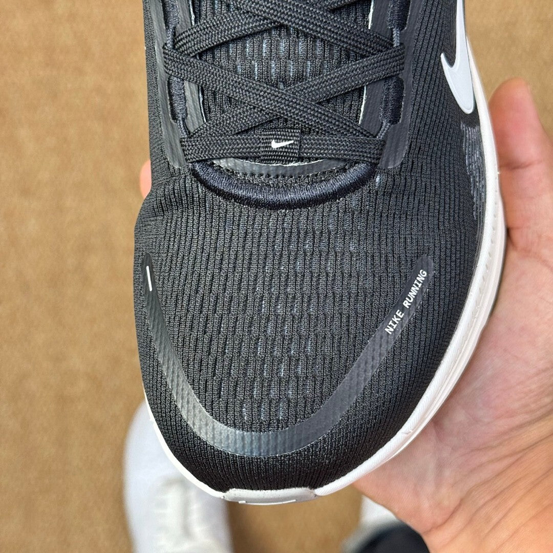 Nike Invincible Run Flyknit 3 Black White