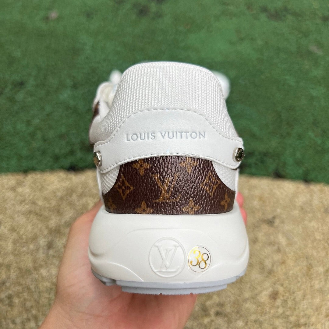 Louis Vuitton LV Runner Tatic Sneaker White Monogram