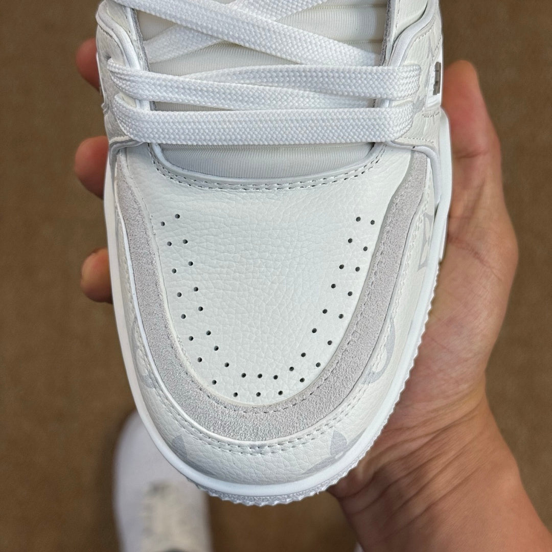 Louis Vuitton LV Trainer Sneaker 1A8WG5