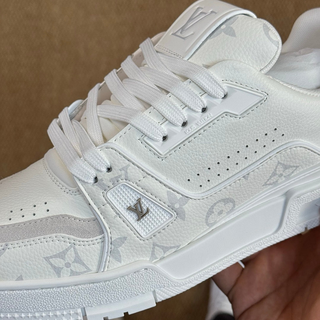Louis Vuitton LV Trainer Sneaker 1A8WG5