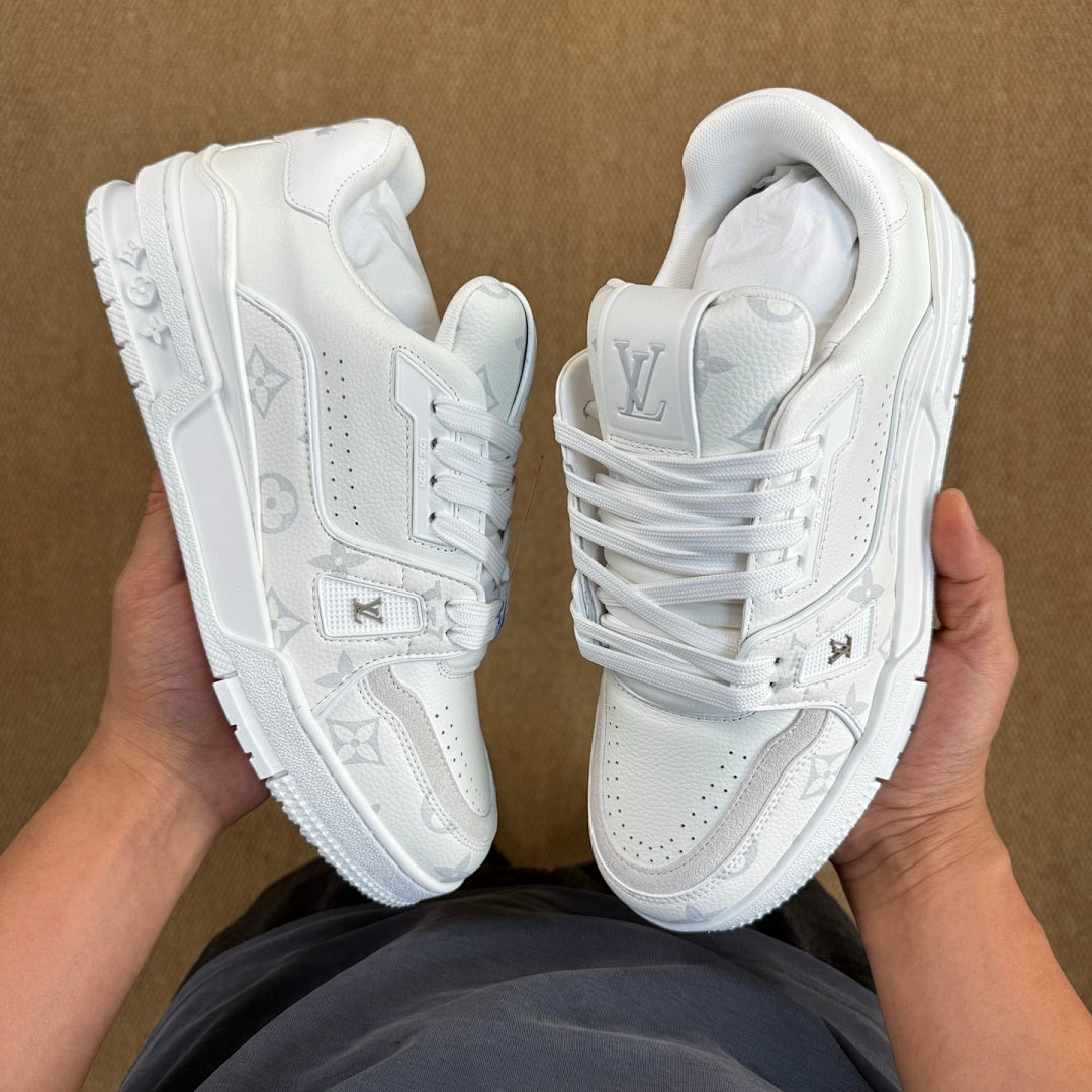 Louis Vuitton LV Trainer Sneaker 1A8WG5