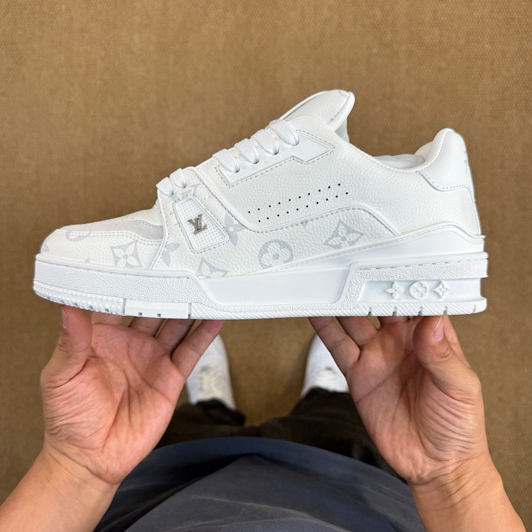 Louis Vuitton LV Trainer Sneaker 1A8WG5