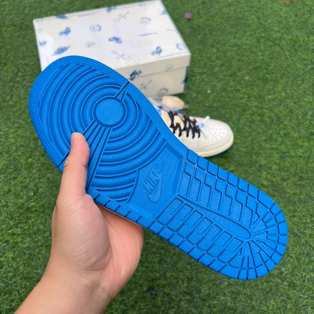 Travis Scott x fragment design x Air Jordan 1 Low OG Military Blue DM7866-140