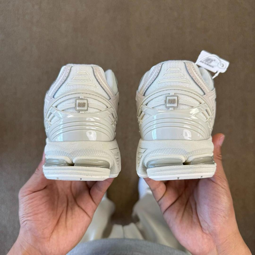 New Balance 1906R White Angora M1906RL