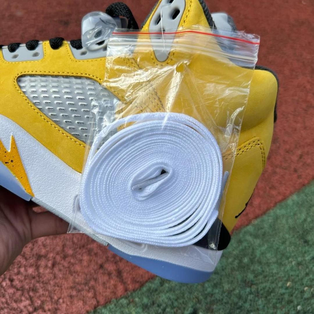 Air Jordan 5 Retro University Gold CT4838-700