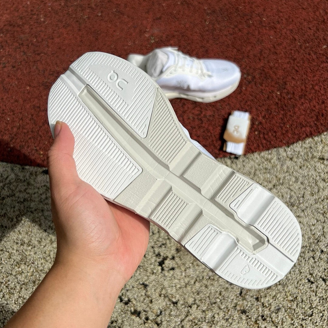 On Running Cloudsurfer Undyed