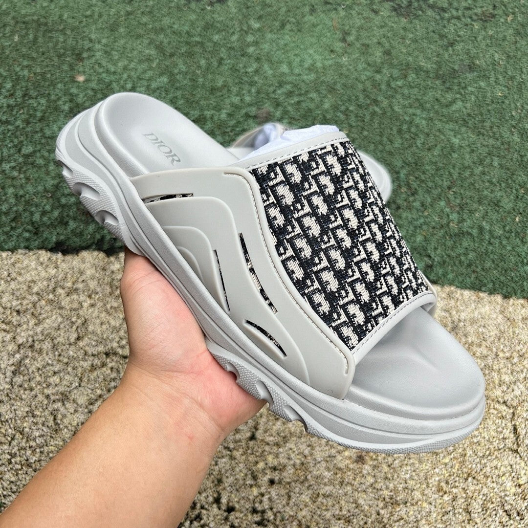 Dior Atlas Slide Sandal Grey Dior Oblique 3SA103ZLP_H800