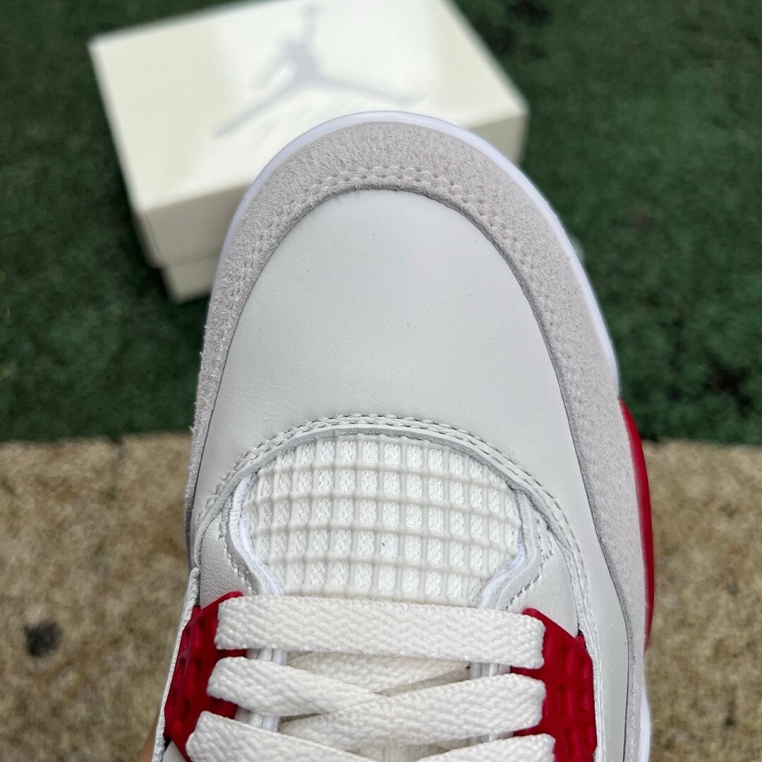 Air Jordan 4 Retro White Fire Red Cement Grey Gum