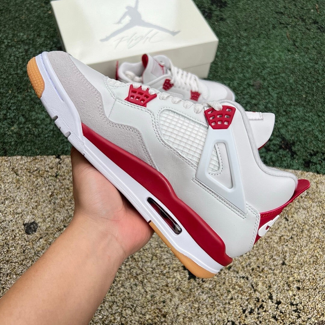 Air Jordan 4 Retro White Fire Red Cement Grey Gum