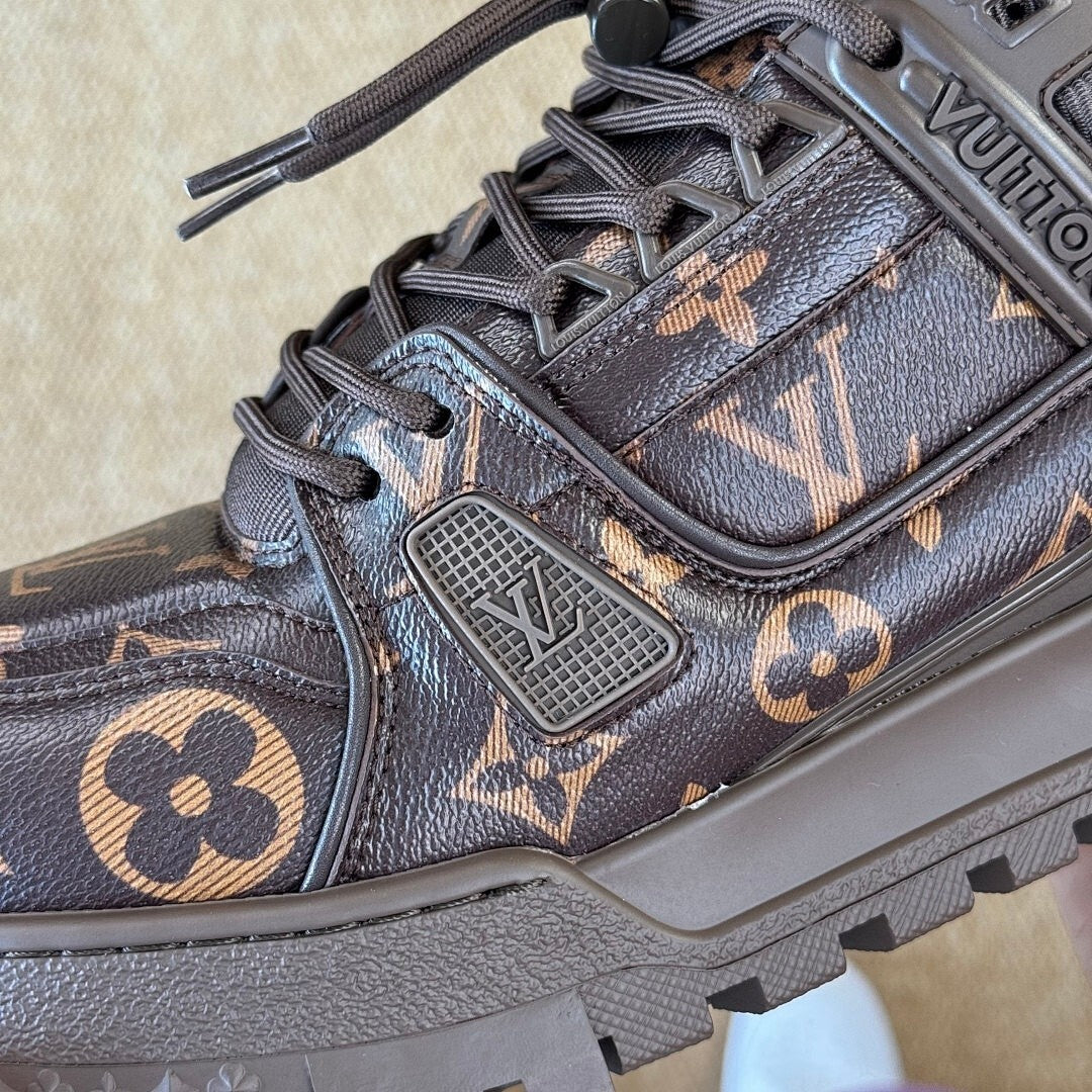 Louis Vuitton LV Trainer Sneaker Monogram Canvas Brown 1A8Z5U