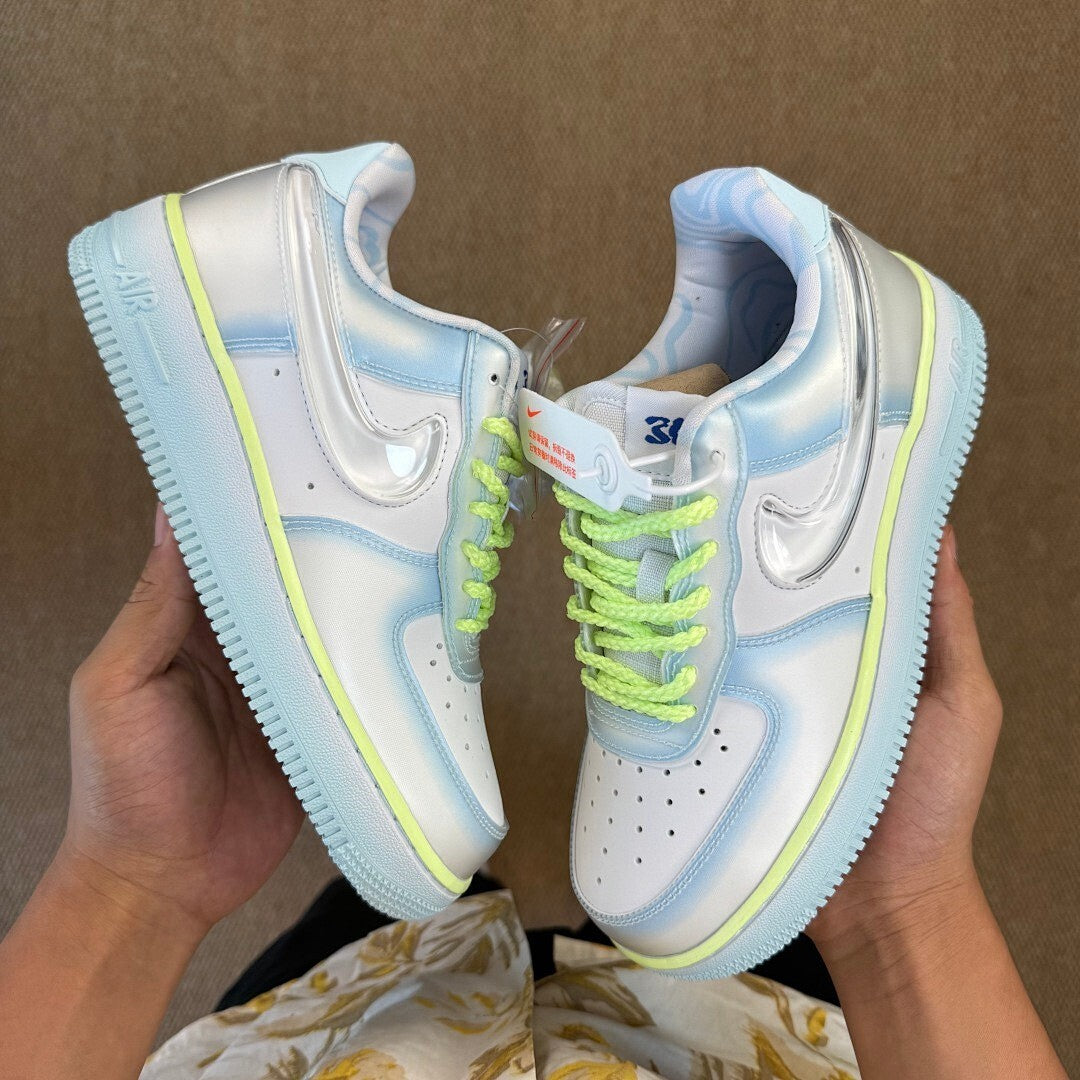 Nike Air Force 1 '07 SE Glacier Ice Barely Volt CV1724-400