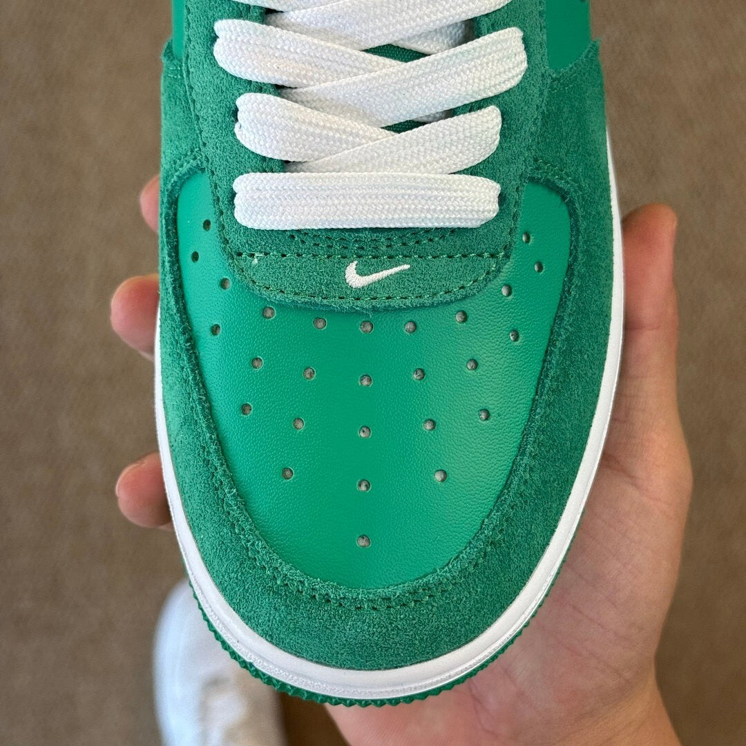 Nike Air Force 1 Low Kelly Green White DZ4764-300