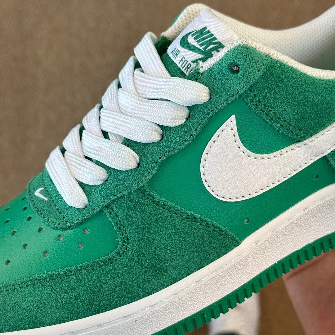 Nike Air Force 1 Low Kelly Green White DZ4764-300