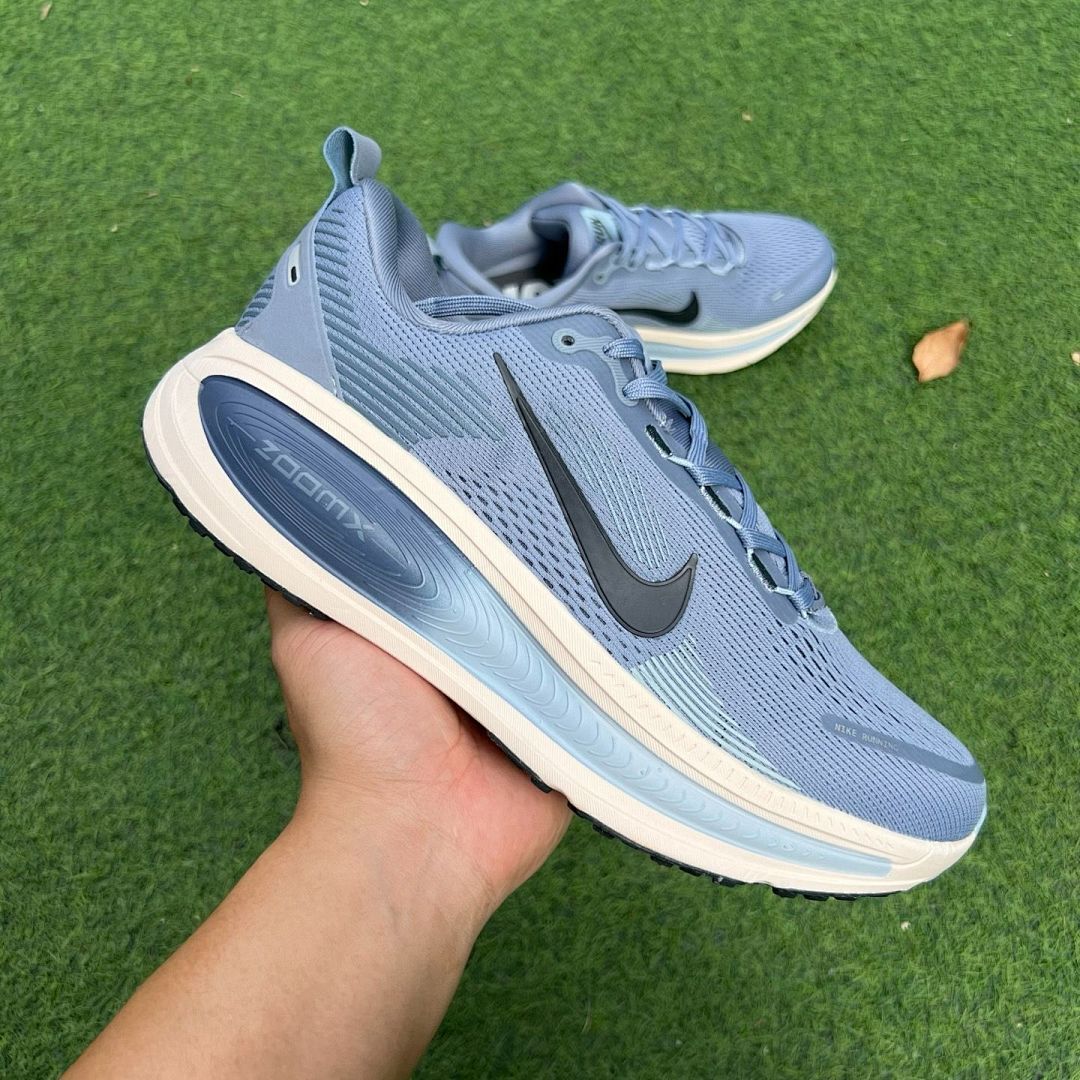 Nike ZoomX Invincible Run Flyknit 3 Football Grey/Summit White/Black/Diffused Blue DR2615-006
