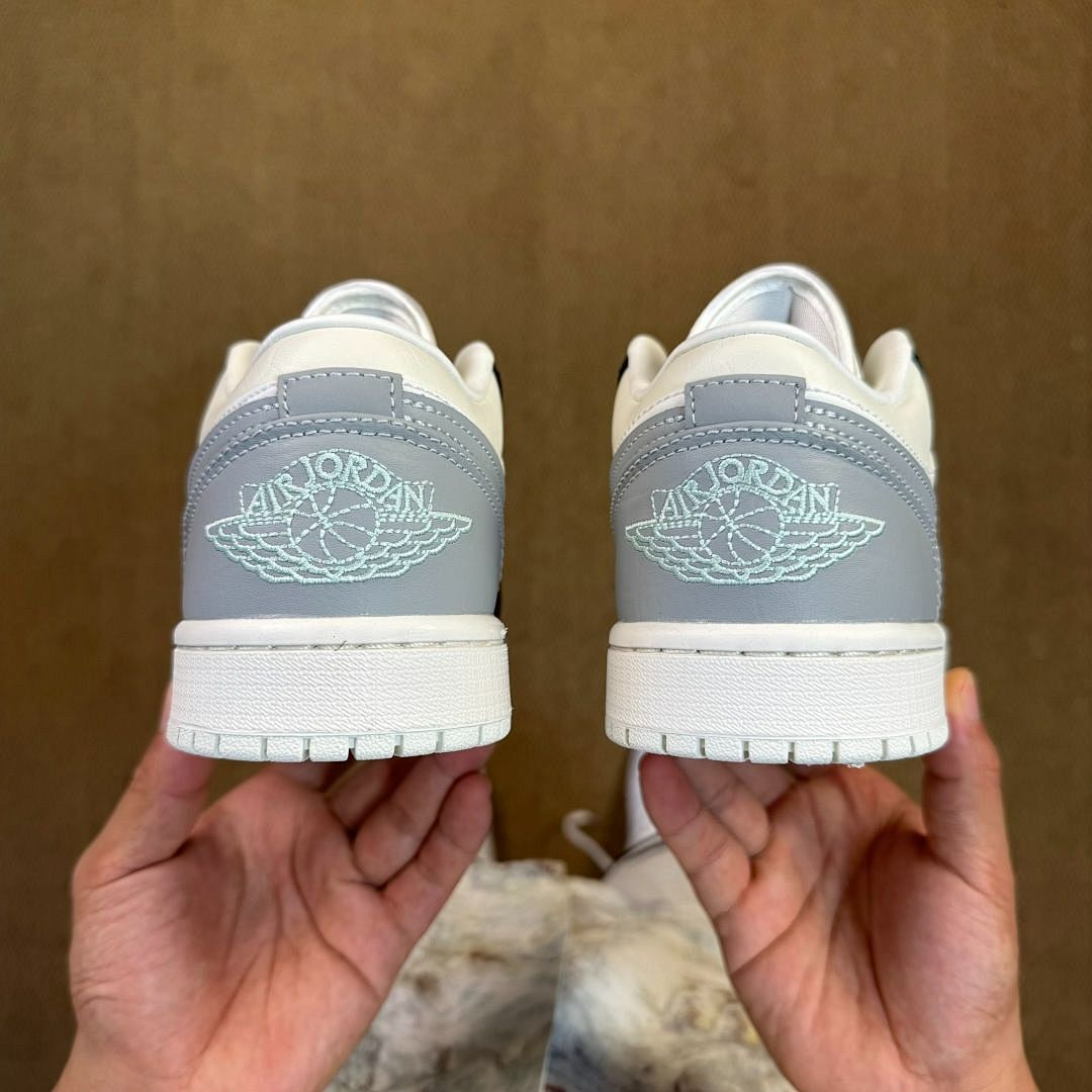 Nike Air Jordan 1 Low Light Smoke Grey 553558-039