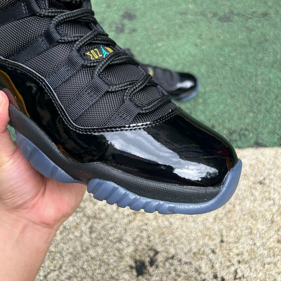 Air Jordan 11 Cap and Gown 378037-005