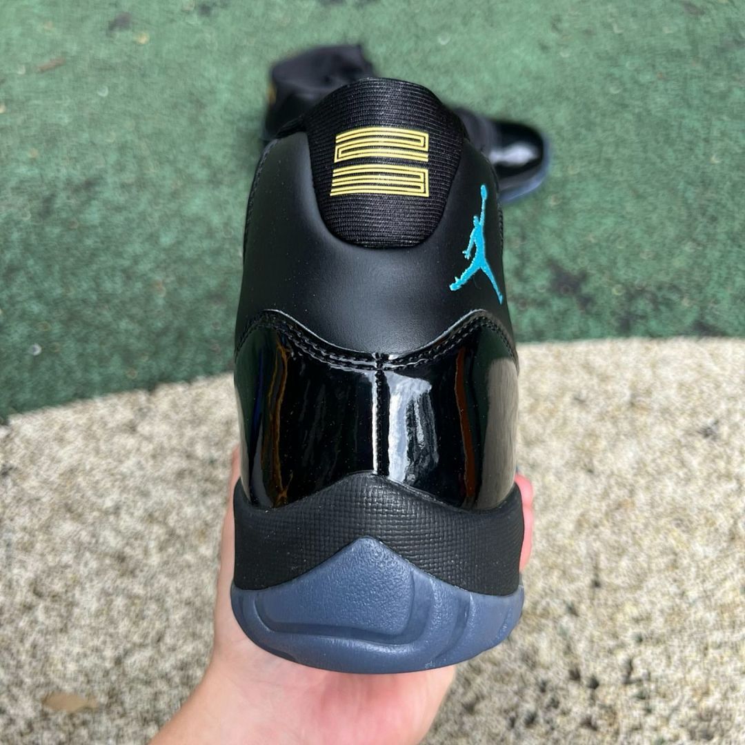 Air Jordan 11 Cap and Gown 378037-005