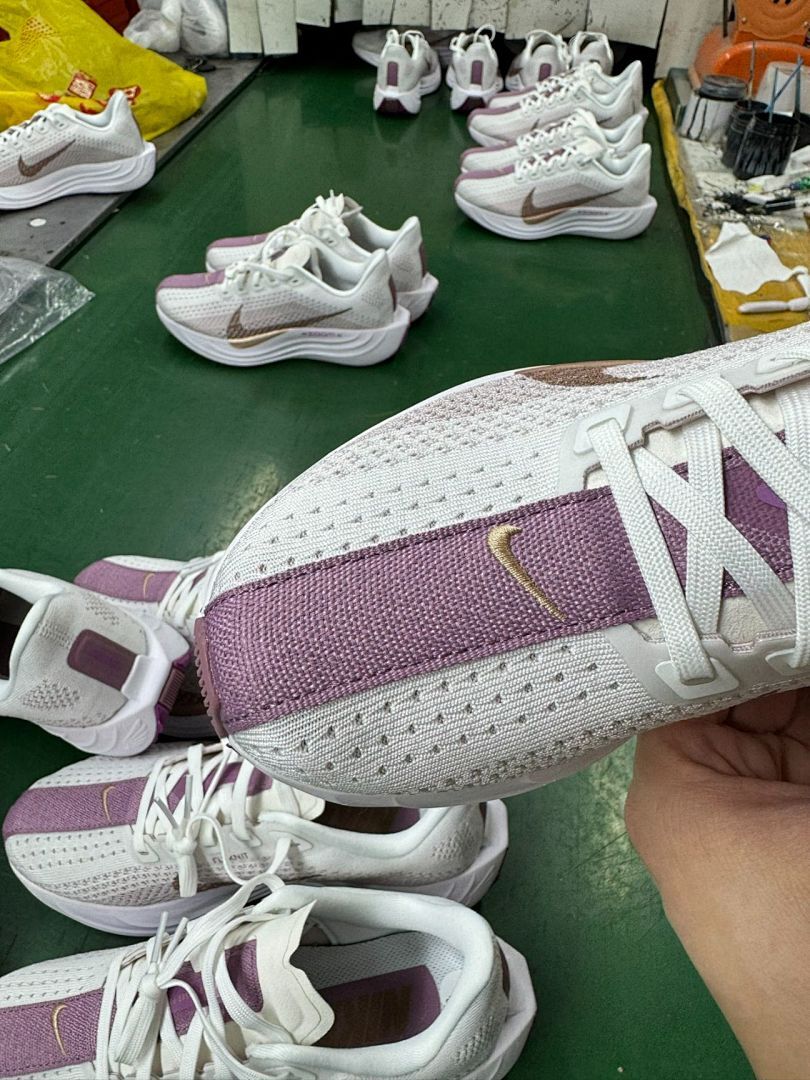 Nike ZoomX Invincible Run Flyknit 3 DR2615-101 White Metallic Red Bronze Violet Dust Pink Oxford