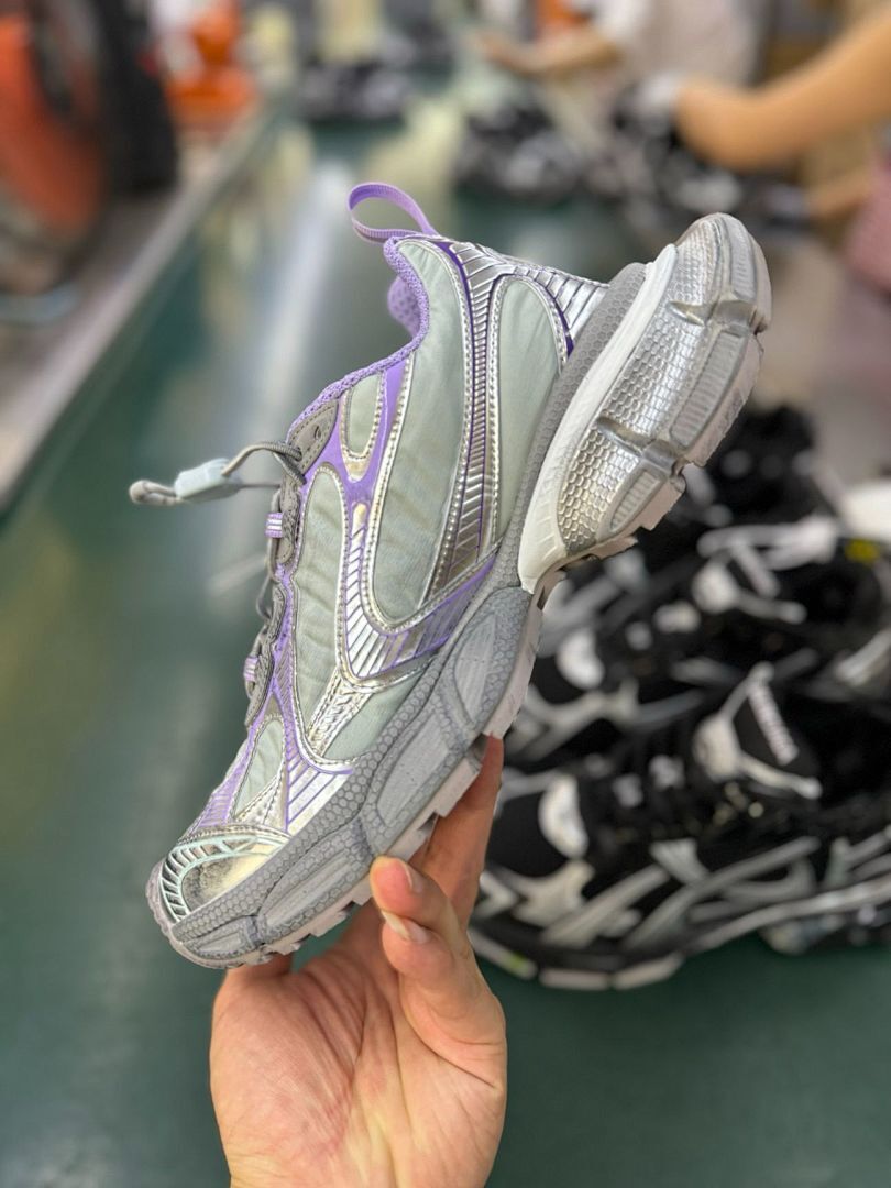 Balenciaga 3XL Trainer Metallic Silver Purple (2325 VG)