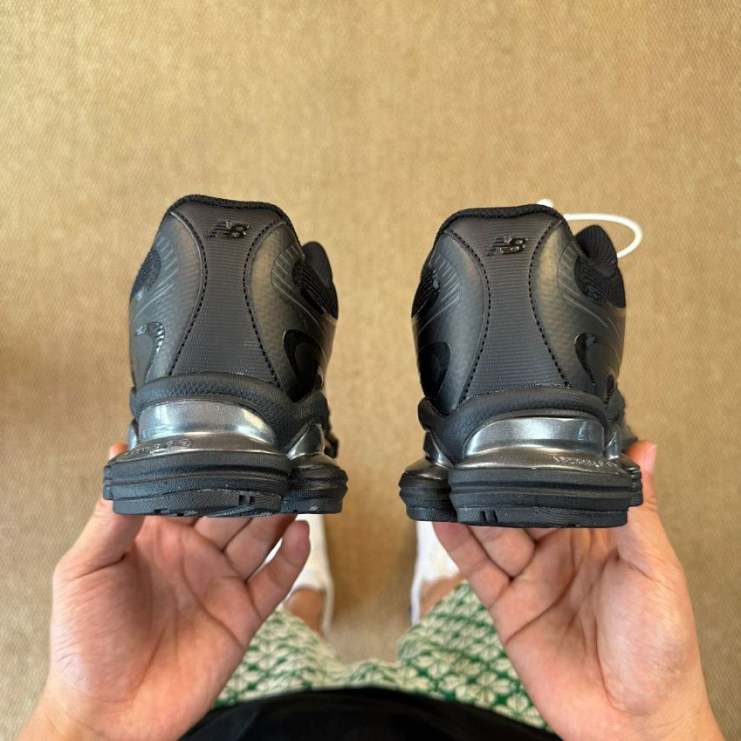 Nike Shox NZ Triple Black 360565-090
