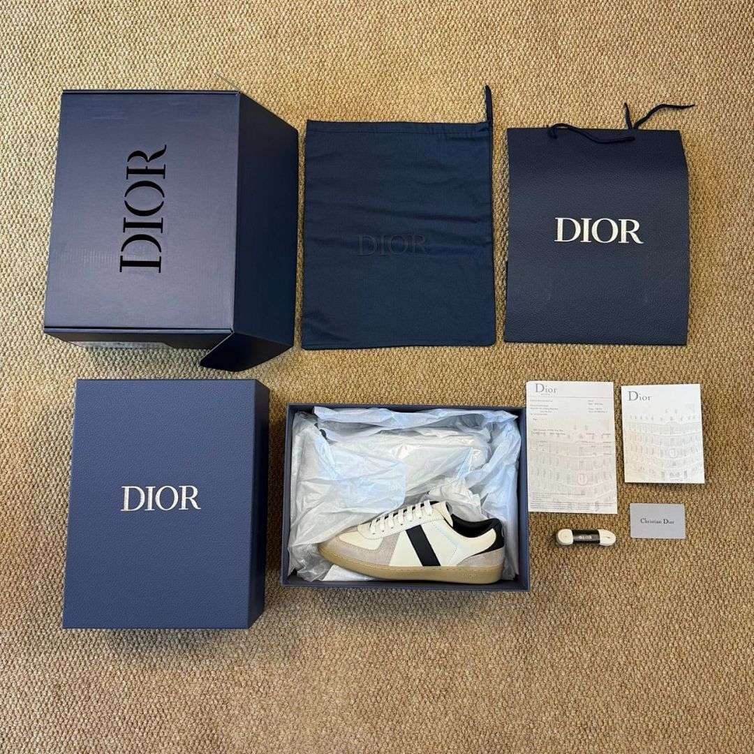 Dior B27 Low-Top Sneaker White and Black 3SN272ZIJ_H068