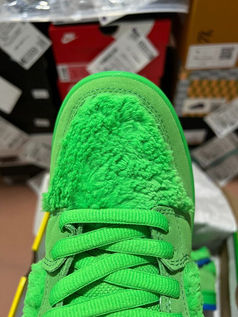 Nike SB Dunk Low Grateful Dead Bears Green CJ5378-300