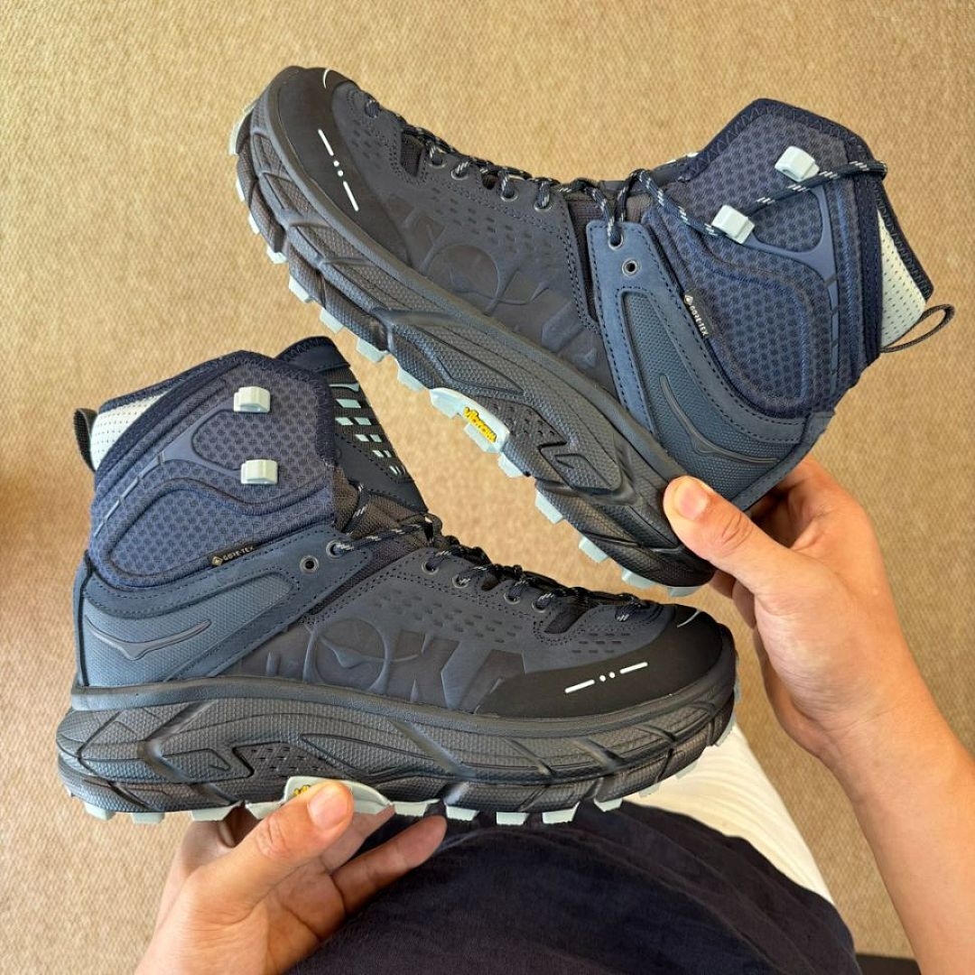 Hoka Kaha 2 GTX Mid Hiking Boots Outer Space Shifting Sand