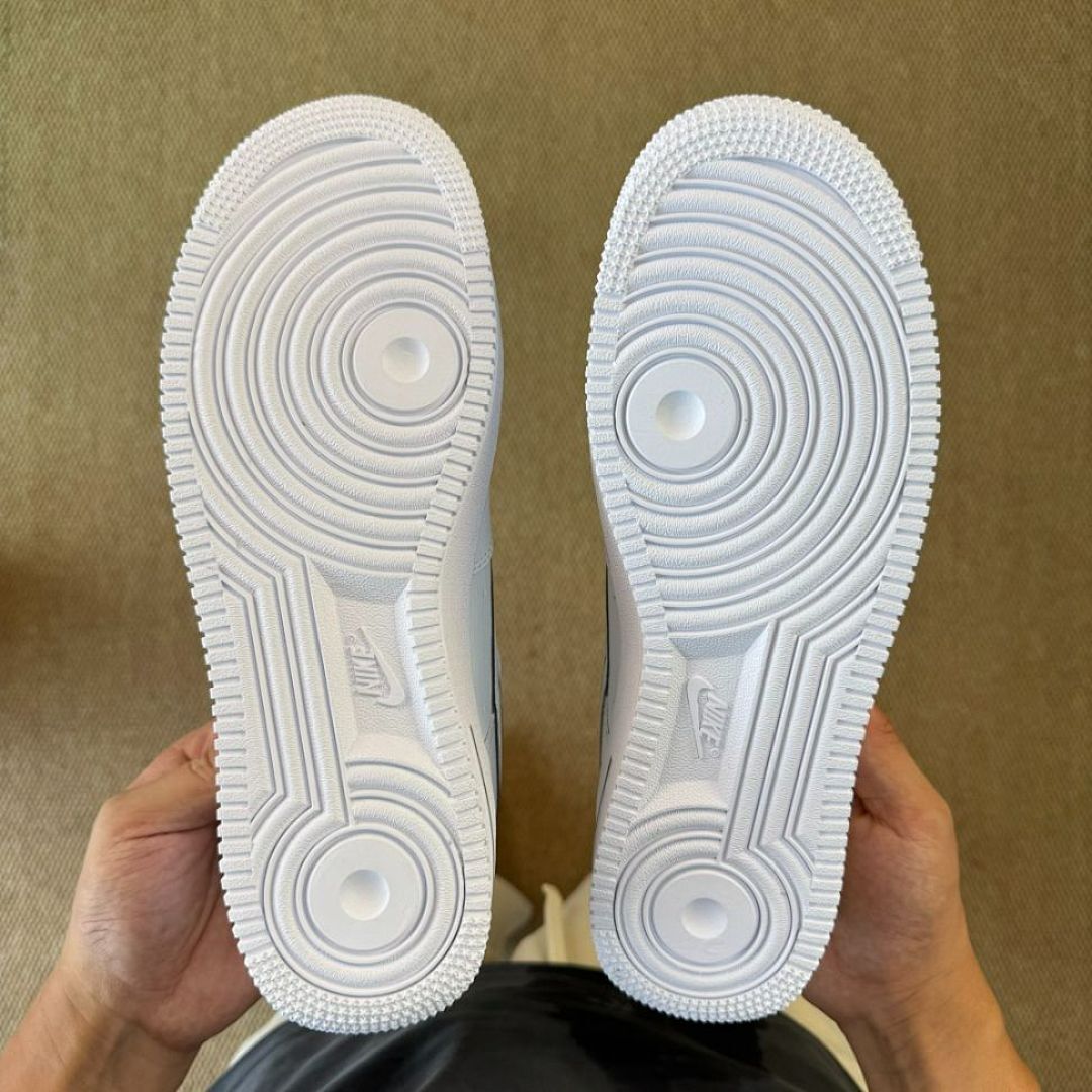Nike Air Force 1 '07 White Wolf Grey Hyper Royal CW7577-101