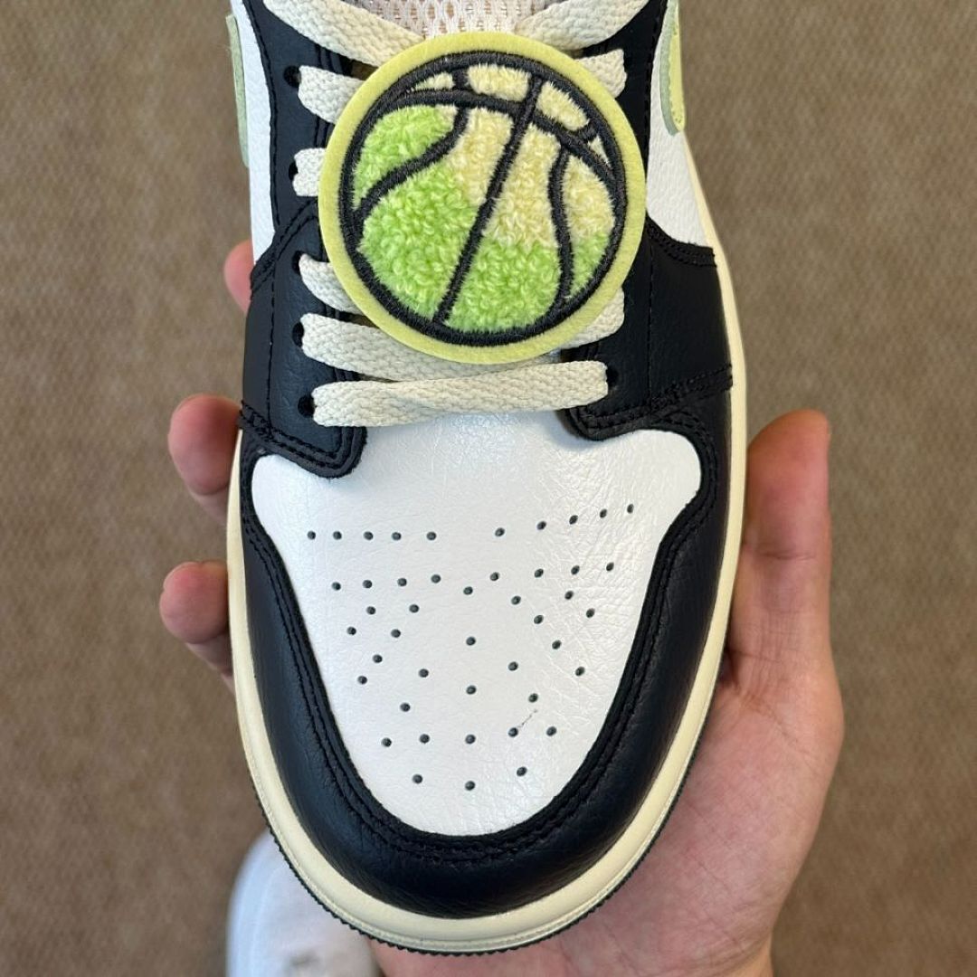 Air Jordan 1 Low Limelight DC0774-007