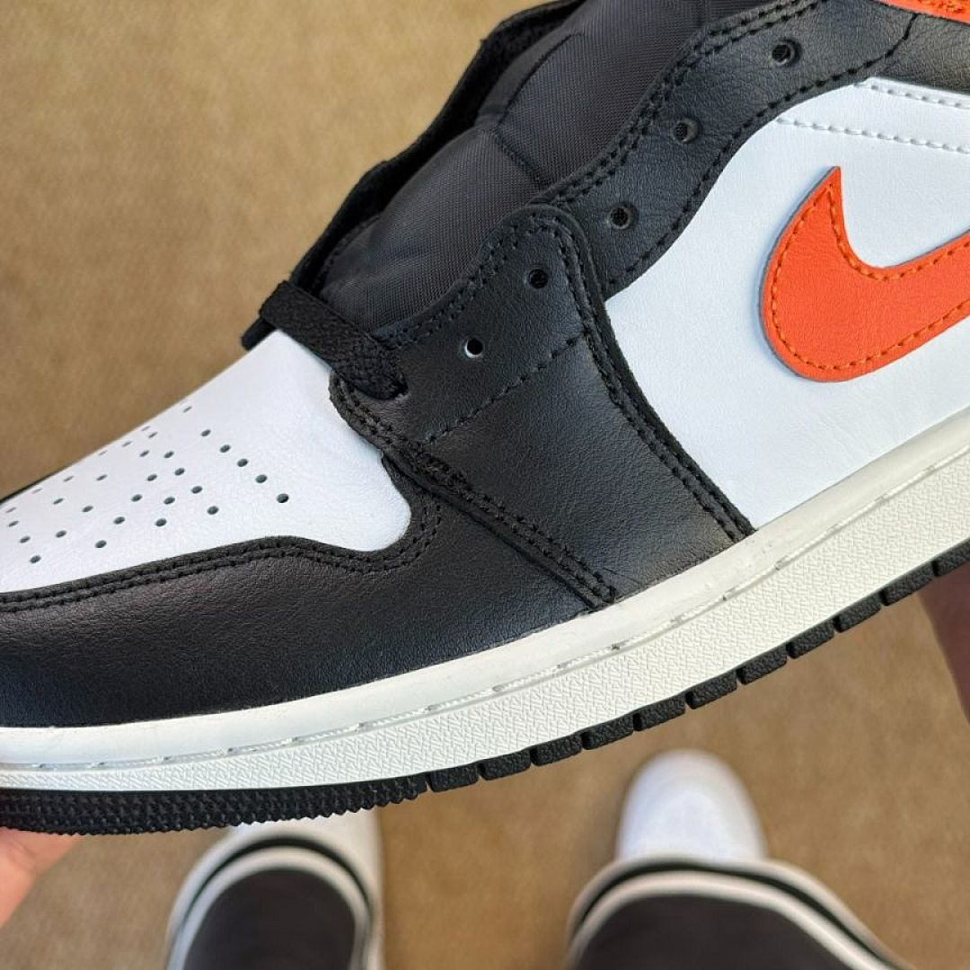 Air Jordan 1 Mid Shattered Backboard 554725-071