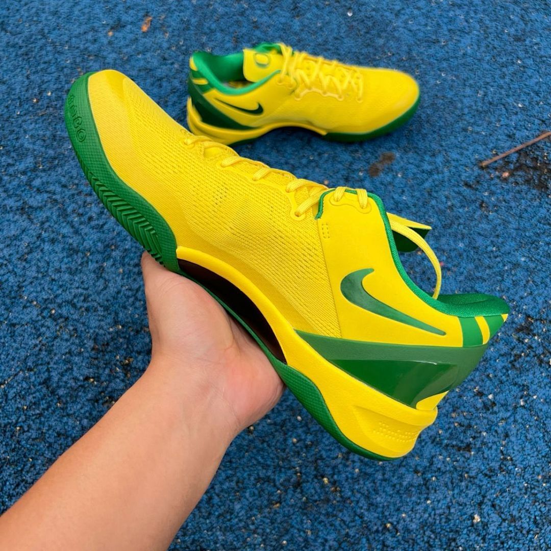 Nike Kobe 8 System 'Brazil' Dynamic Yellow Stadium Green 555035-700