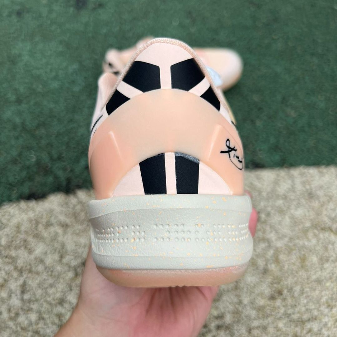 Nike Kobe 8 Protro Peach