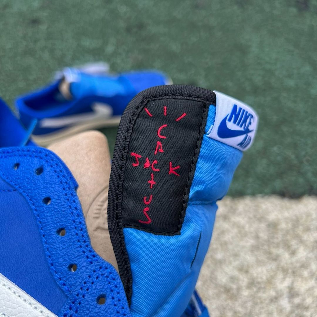 Travis Scott x fragment design x Air Jordan 1 Low OG 'Military Blue' Sample