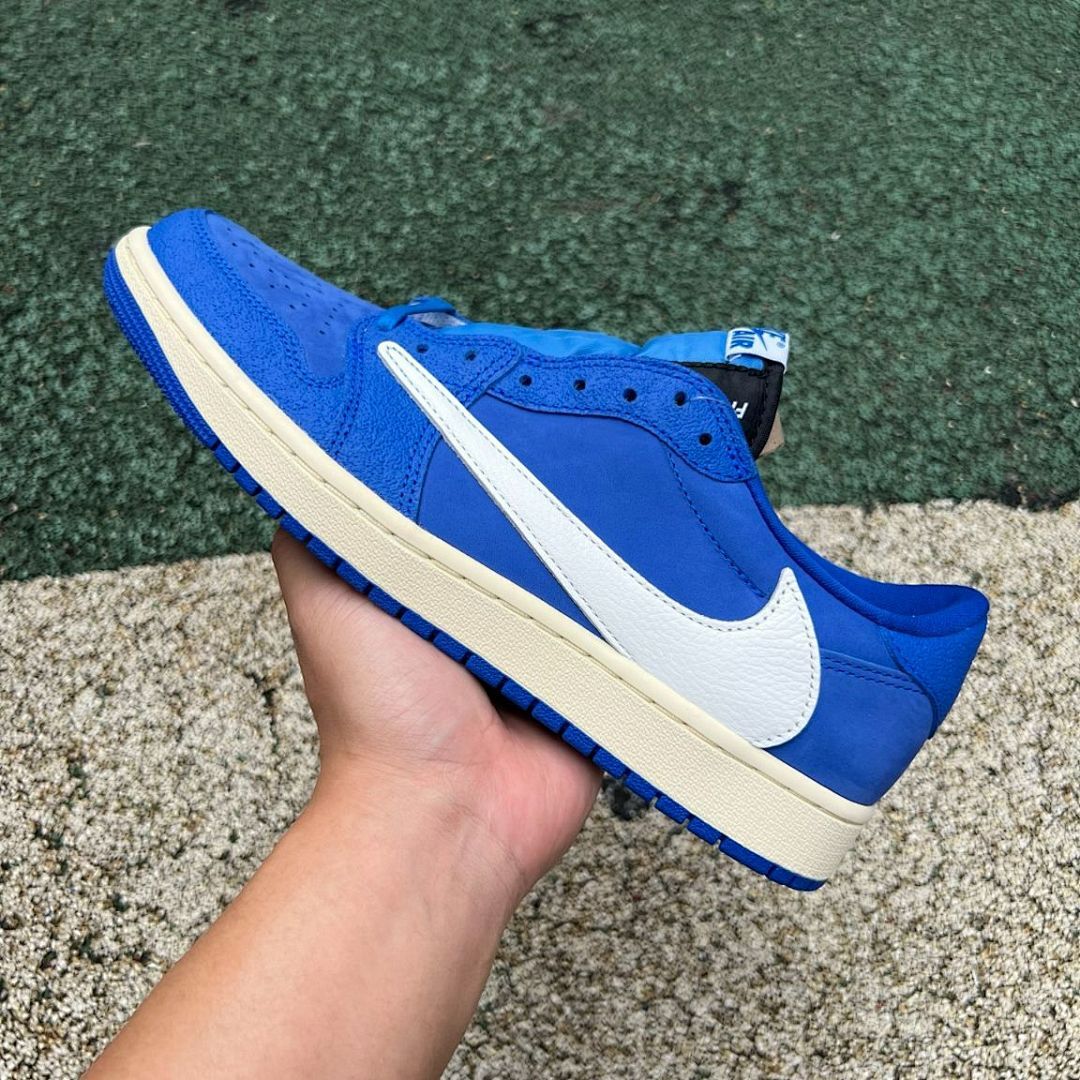 Travis Scott x fragment design x Air Jordan 1 Low OG 'Military Blue' Sample