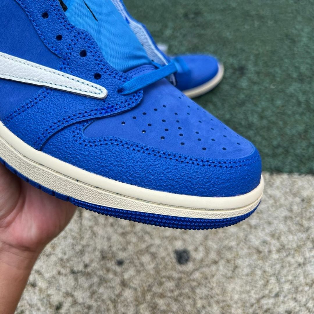 Travis Scott x fragment design x Air Jordan 1 Low OG 'Military Blue' Sample