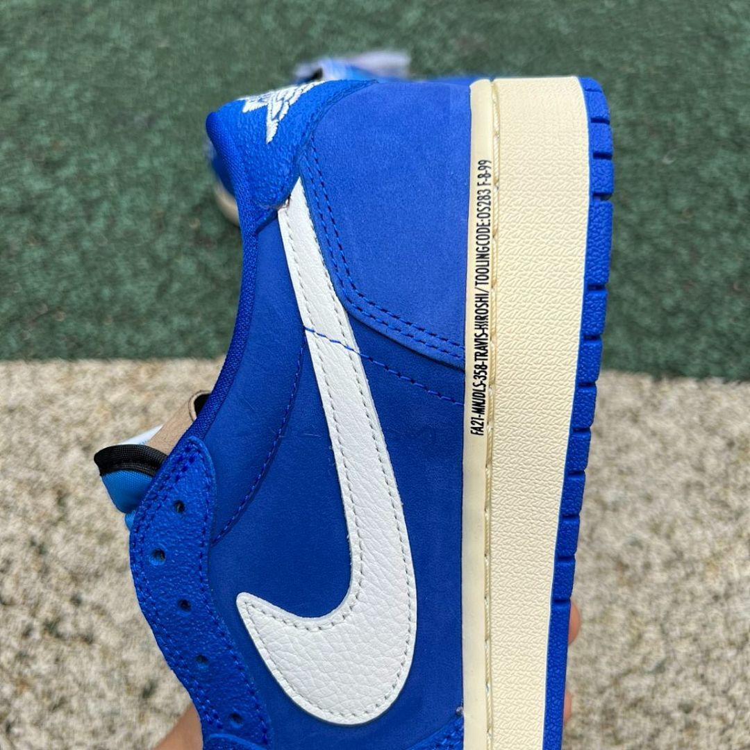 Travis Scott x fragment design x Air Jordan 1 Low OG 'Military Blue' Sample