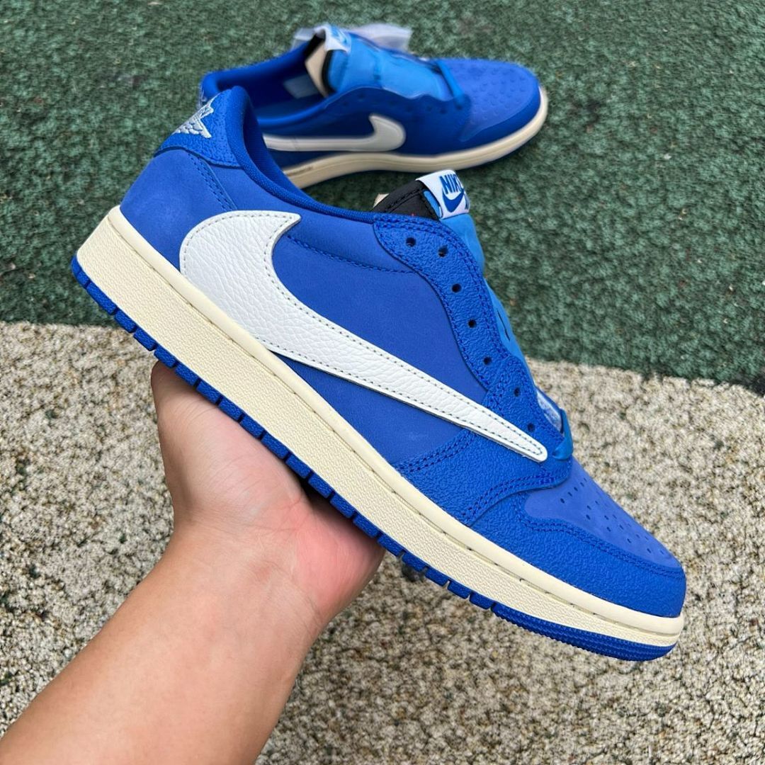 Travis Scott x fragment design x Air Jordan 1 Low OG 'Military Blue' Sample