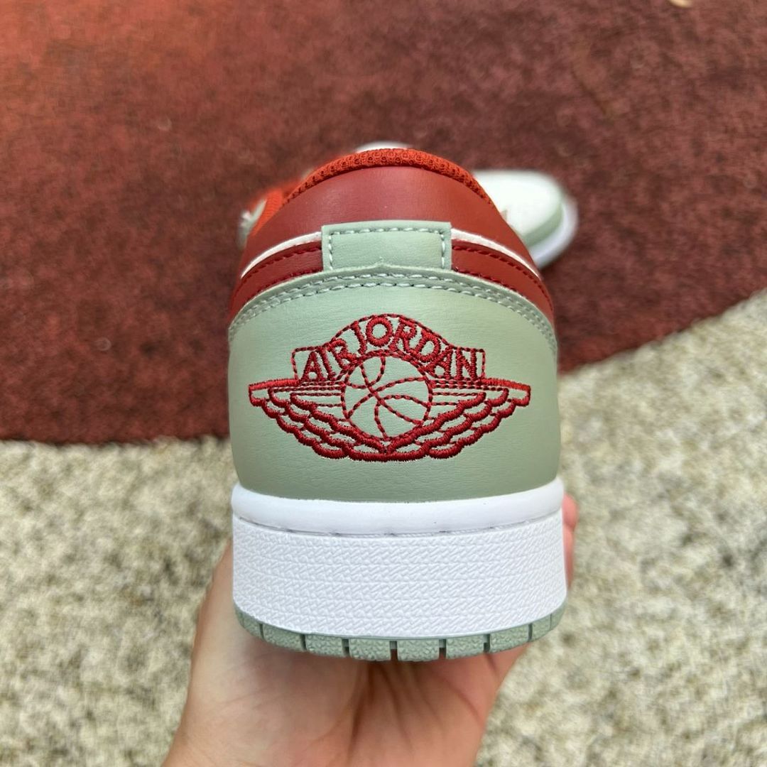 Air Jordan 1 Low SE Craft 'Light Olive' DM9652-102