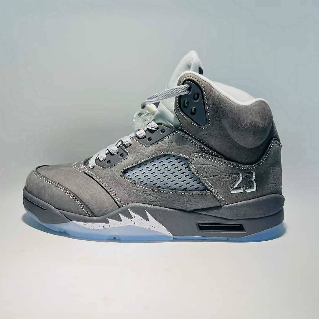 Nike Air Jordan 5 Retro Wolf Grey (2011) Men's Basketball Sneakers 136027-005