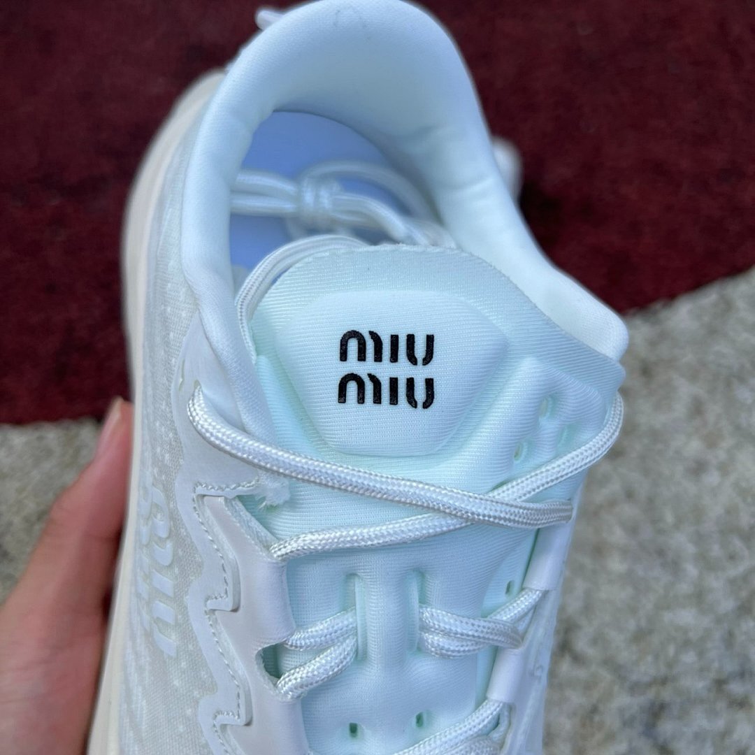 Miu Miu x New Balance 530 SL Light Green Sneakers 5E783D_G18_F0A48_F_D005
