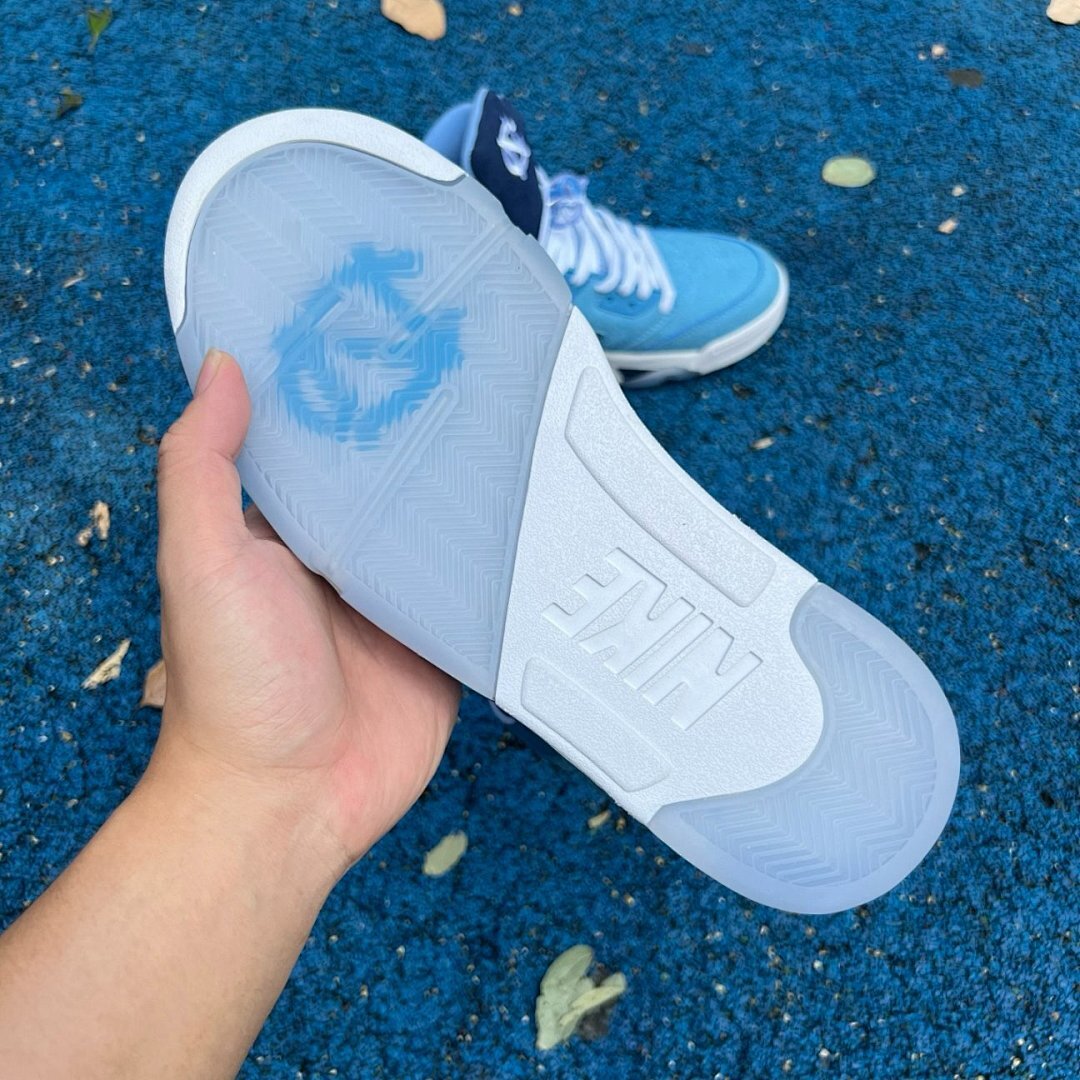 Air Jordan 5 Retro SE University Blue DV1313-401