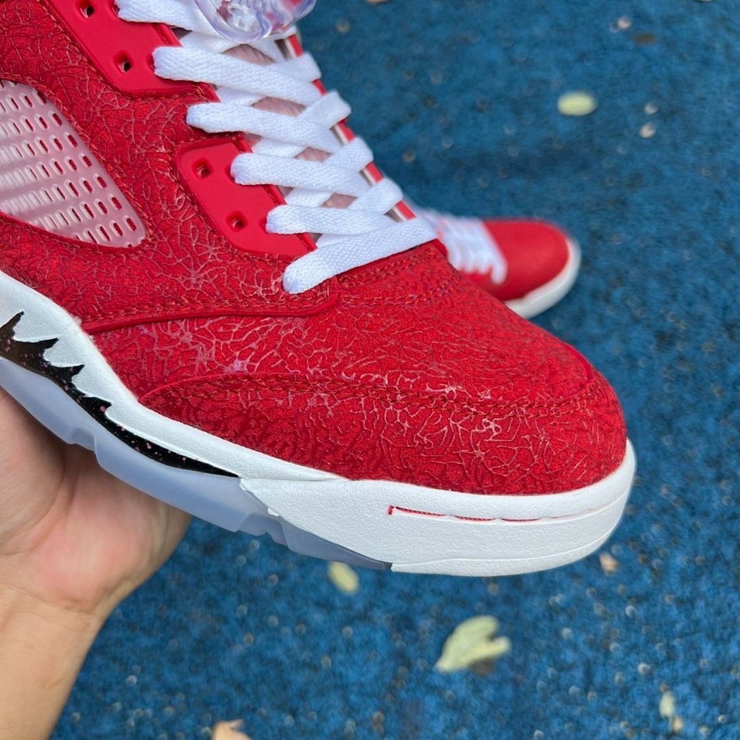 Air Jordan 5 Retro "Raging Bull" DD0587-600