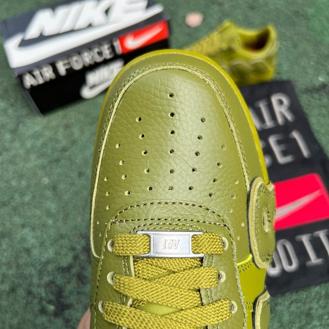 Supreme x Nike Air Force 1 Low Mean Green CU9225-300
