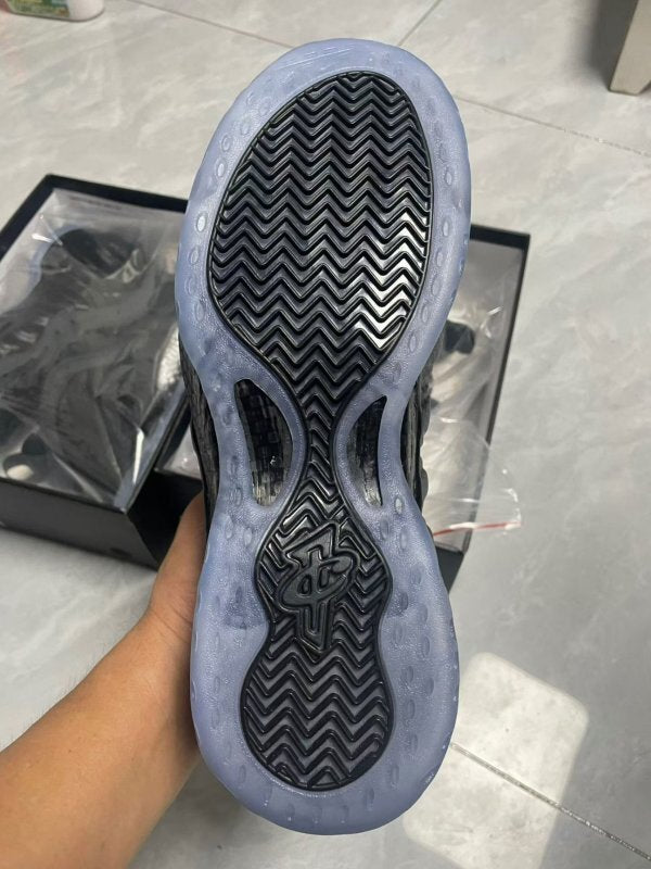 Nike Air Foamposite Pro Dark Grey Carbon Fiber 624041-007