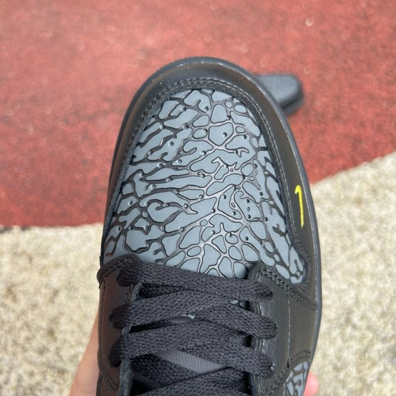 Air Jordan 1 Low SE "Elephant Print" Black Yellow Ochre DZ4130-007
