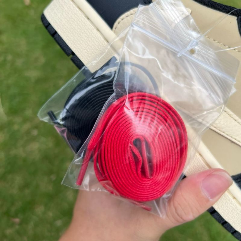 Travis Scott x Air Jordan 1 Low OG SP Olive DZ4137-106