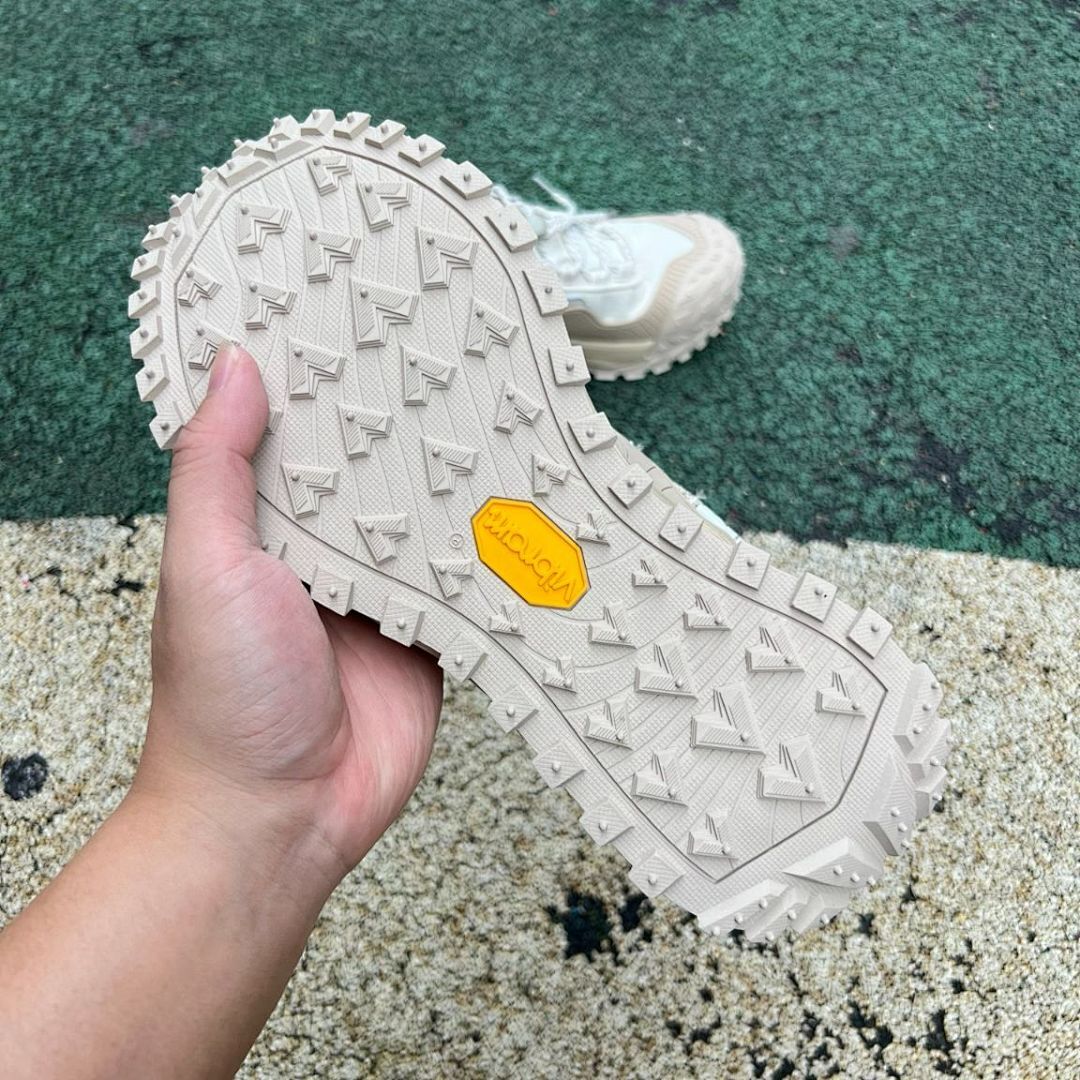 KOLON SPORT Trail Walker Shoes Beige