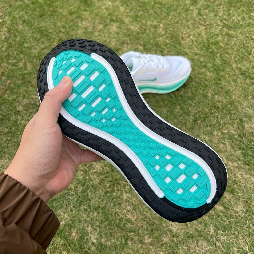 Nike ZoomX Invincible Run Flyknit 3 White Jade Ice Seafoam Running Shoes DR2615-101